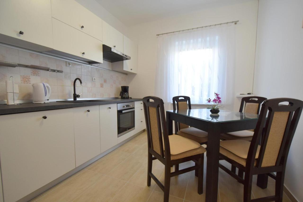 Apartments Buturajac Krk Town Zewnętrze zdjęcie
