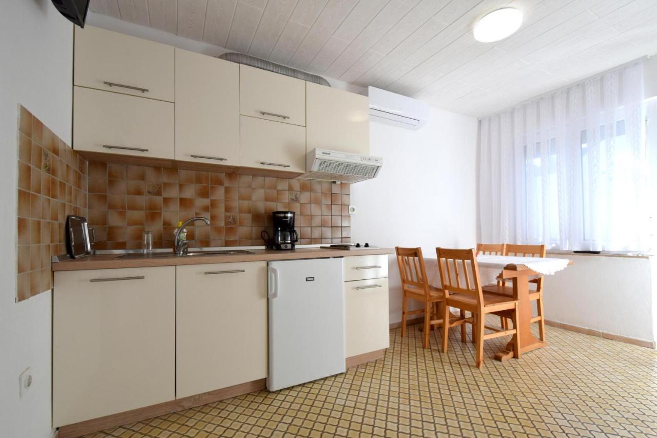 Apartments Buturajac Krk Town Zewnętrze zdjęcie